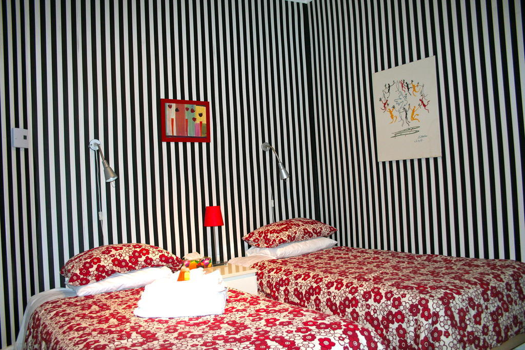 Gite University Bed And Breakfast Montreal Ruang foto