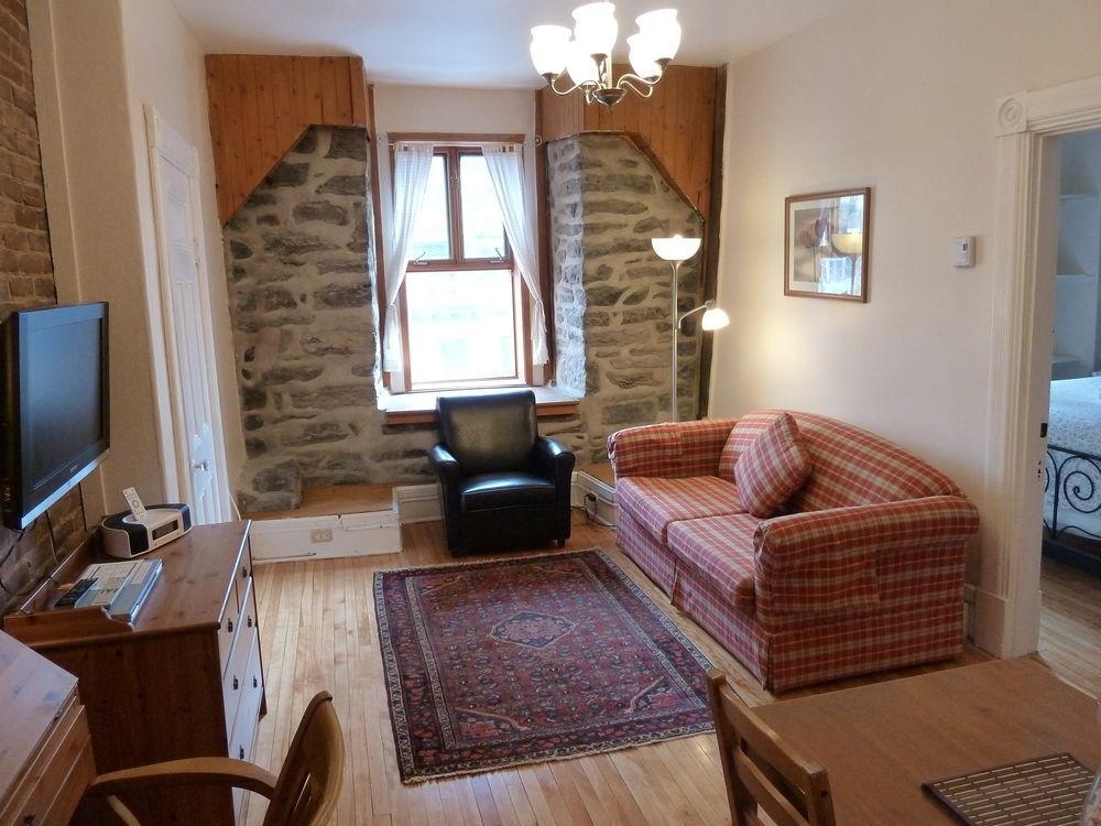 Gite University Bed And Breakfast Montreal Bagian luar foto
